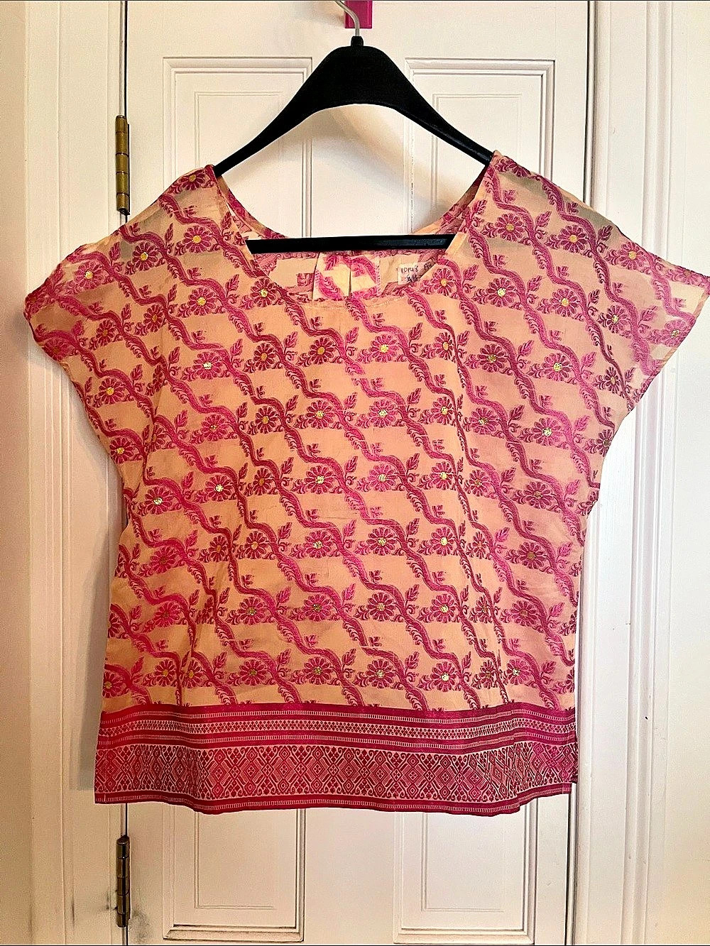 Vintage Boutique Custom Tailored Pink Embroidered Blouse Lined Made in Singapore